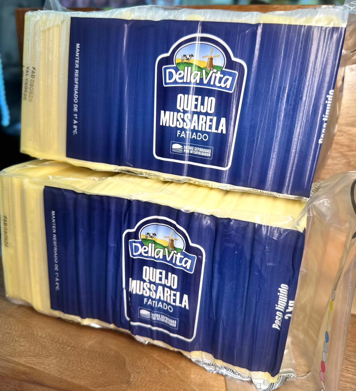 Queijo Mussarela Fatiado Família